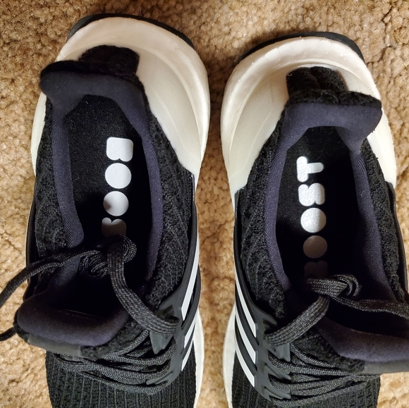 Adidas Ultra Boost/NWOT/Size 5.5 - Picture 9 of 11